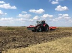 slika i na slici traktor